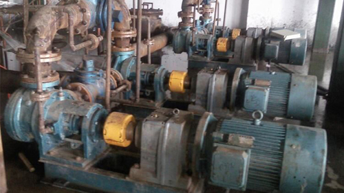 瀝青混合料泵在東方雨虹用戶現(xiàn)場正常運行4年