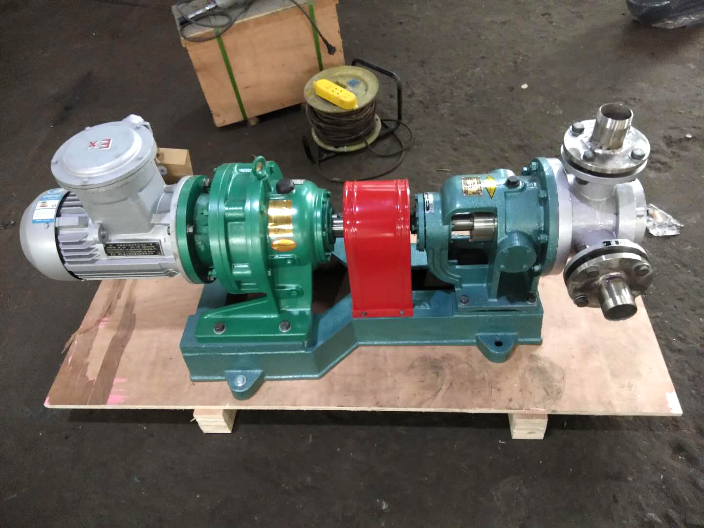 PVA溶液輸送泵NYP113-RU-T2-104U-W51G內嚙合齒輪泵